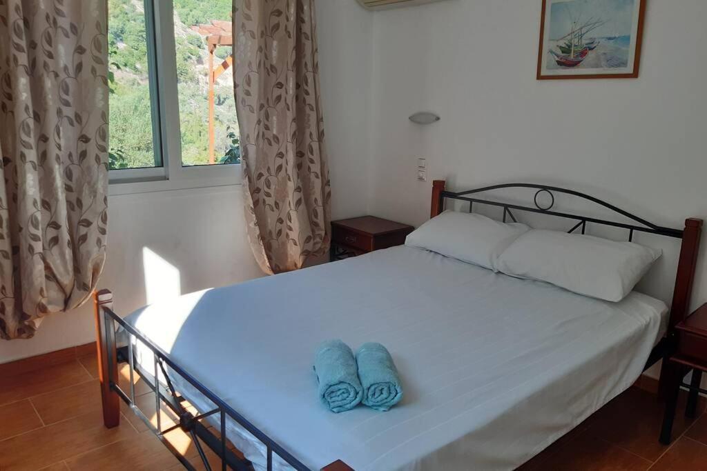 Villa Sunrise With Stunning Views And Private Pool Katokhorion  Exterior foto