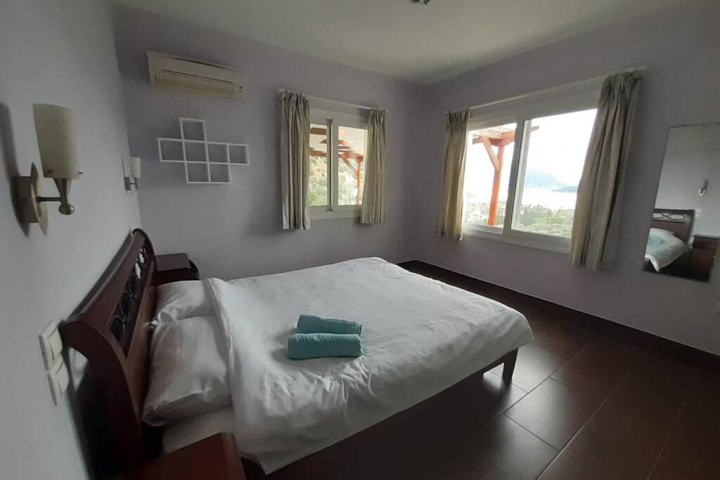 Villa Sunrise With Stunning Views And Private Pool Katokhorion  Exterior foto